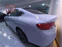 Chrysler 200